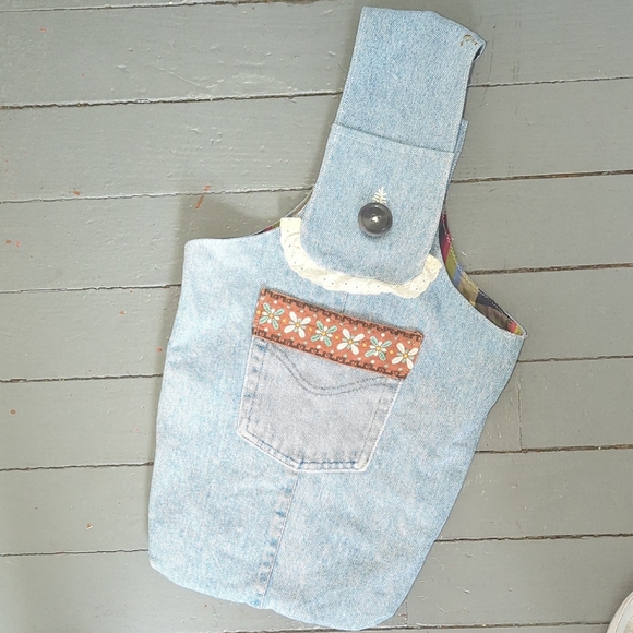 Handmade Denim Shoulder Bag with Floral Accent - Picture 1 of 2